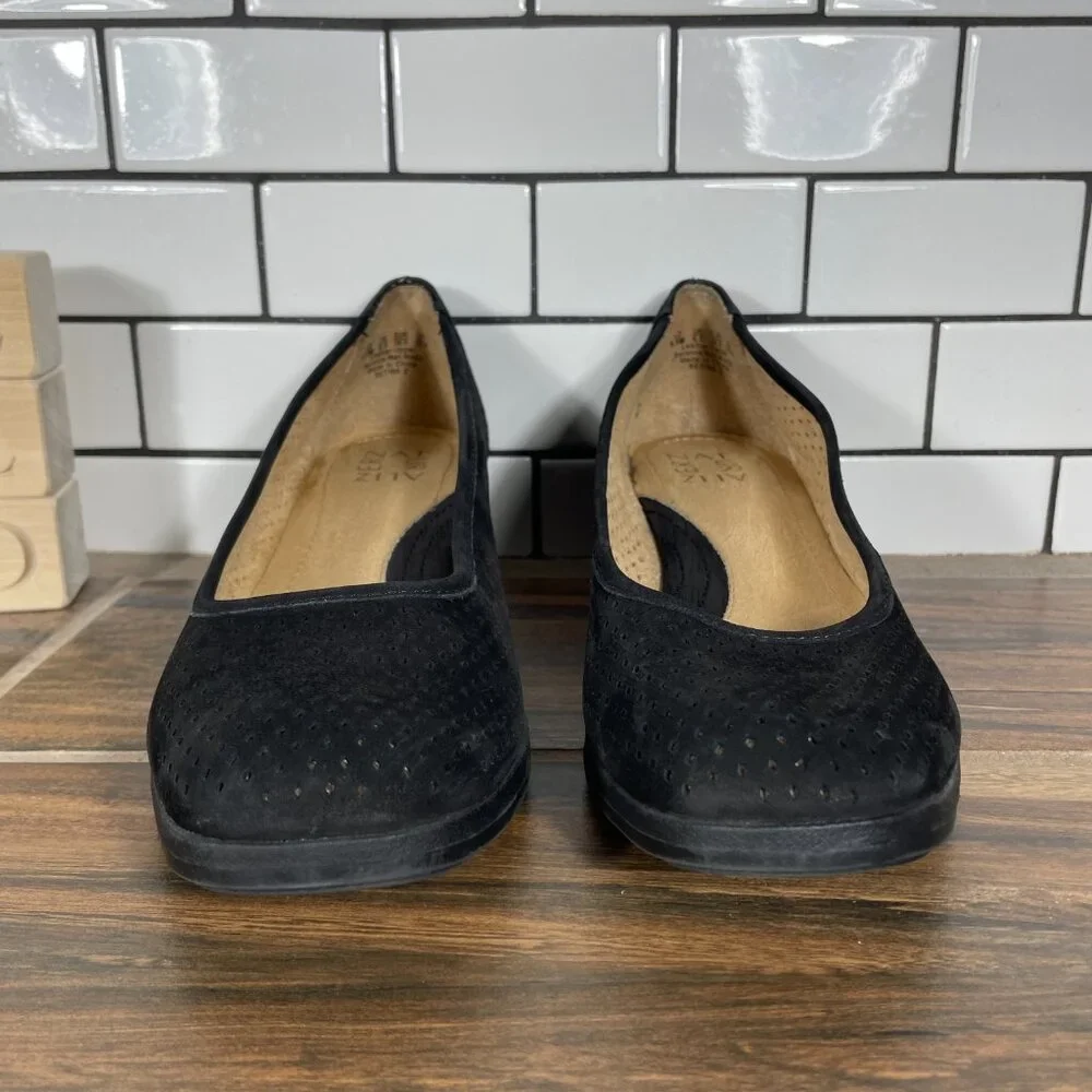 Naturalizer Betina 2 Womens Size 8.5 Shoes Black Leather Slip On Wedge